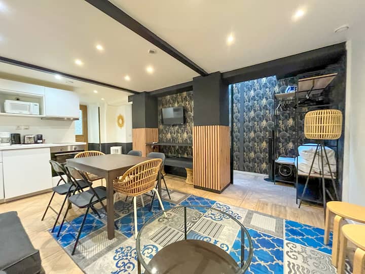 Urban Flat 86 - Lovely Townhouse Paris Center - Paris