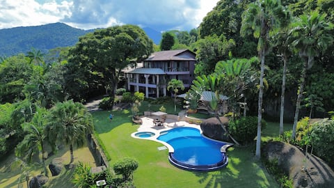 Sítio Sabiá - infinity pool, Starlink, hot tub