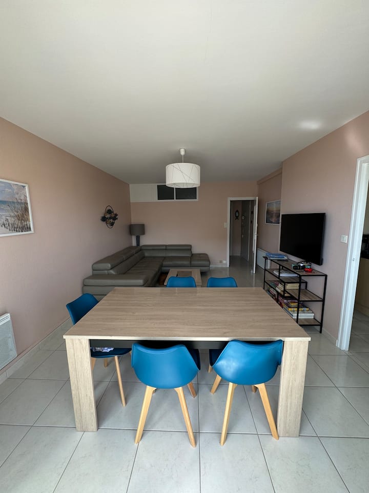Grand T3 , Vue Mer , Plage à 30 M 4 Pers + 1 Bébé - Vendée