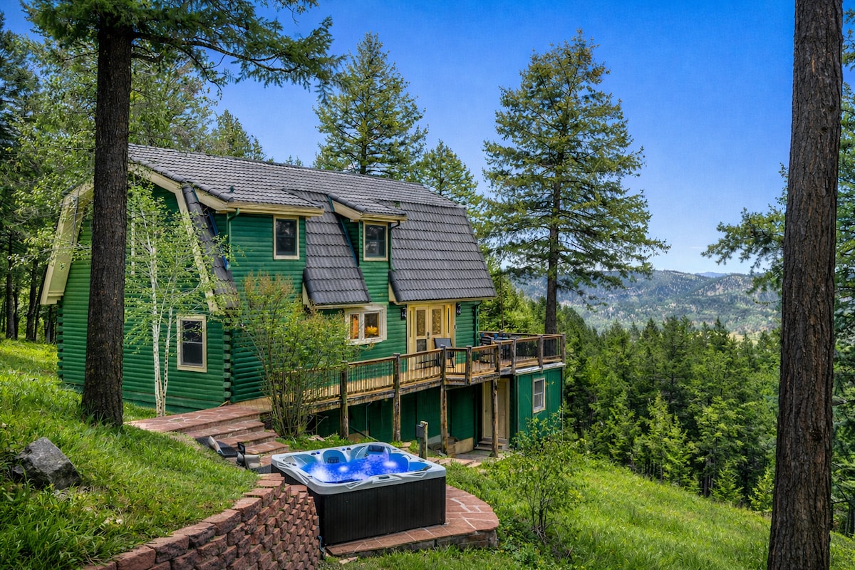 Views! Hot Tub! Game Room! Direct Trail Access! - Houses for Rent