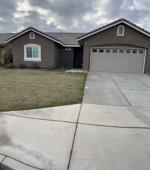 Brand NEW! 3 brm in Brawley, CA5