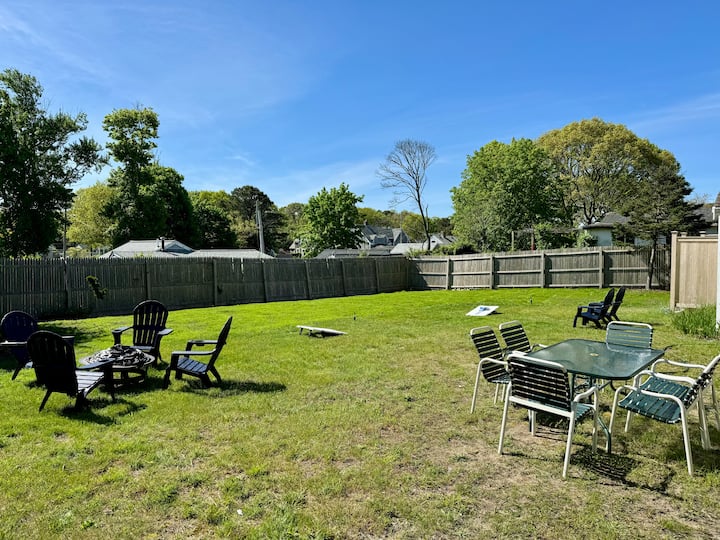 Beachside Getaway - Yarmouth Port, MA