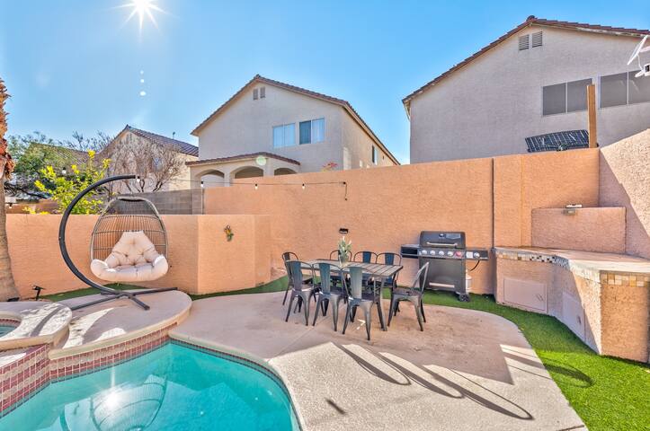 Stylish modern Villa! 4 Bedrooms gallery image 4