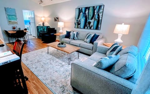 Top performing Airbnb: SunnysideVilla-FREE beach pass, King beds & Garage in Murrells Inlet