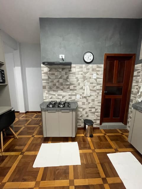 Top Airbnb: FLAT - Apartment bedroom, kitchen, bathroom em Cascavel