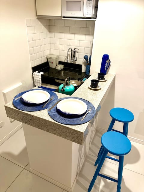 Airbnb em destaque: Beautiful Loft! With beach view! 5 min from the subway! em Botafogo