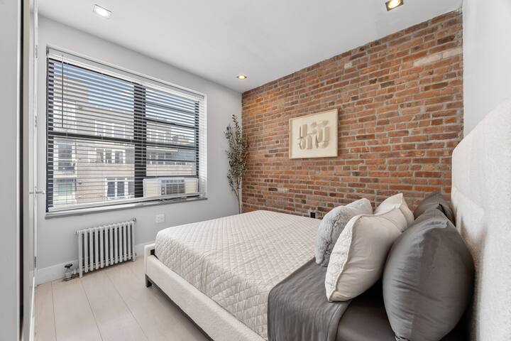 Lux Modern + Private Rooftop + W/D + Elevator gallery image 5