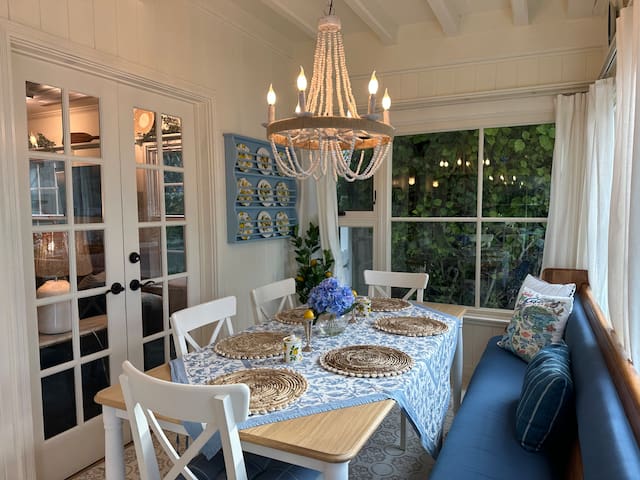 Historic coastal charmer sleeps 12 by the beach! gallery image 3