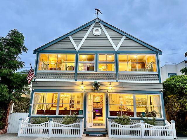 Historic coastal charmer sleeps 12 by the beach!