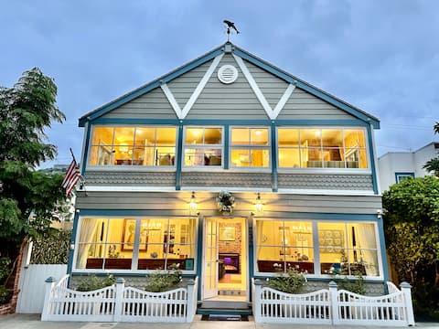 Historic coastal charmer sleeps 12 by the beach!