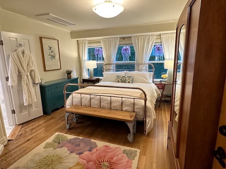The Garden Room is situated on the first floor and has California king bed with ensuite shower bathroom.