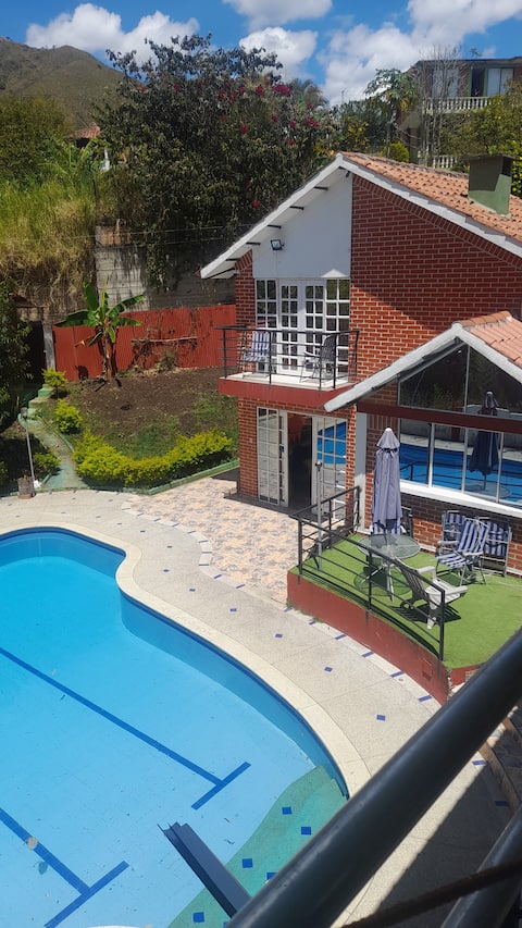 Finca las 3 jotas