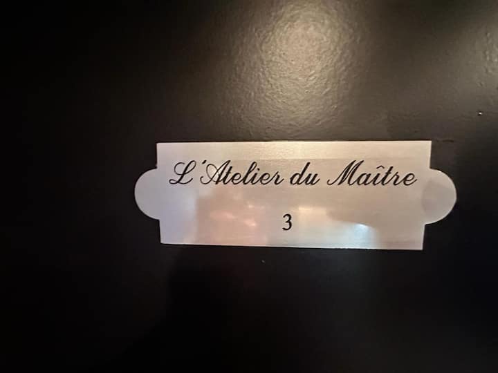 Chambre Numéro 3 "L'Atelier du Maitre"