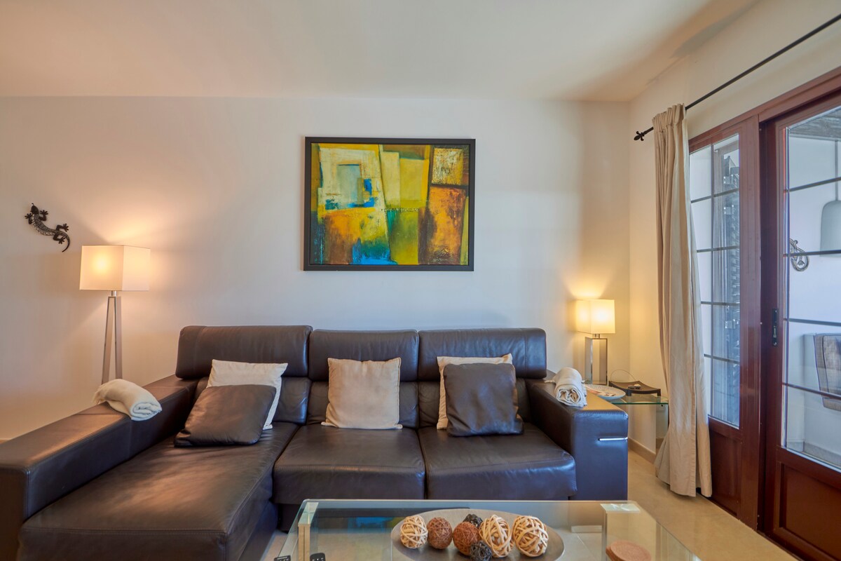 Airbnb con mejor rendimiento: Villa Solsidan Pool, Jacuzzi, A/C en Yaiza