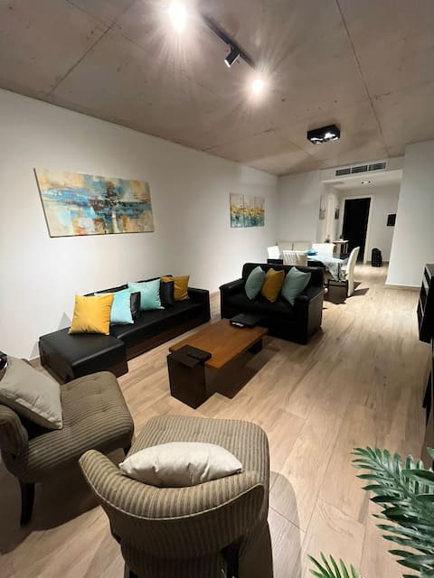 Successful Airbnb property: Apartment · Downtown · Sleeps 6 · Opcional Garage in Santiago Del Estero