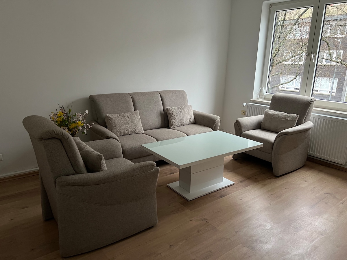 Popular Airbnb listing: Home in the Ruhr - Very Central - 4 people, TV in Feldmark