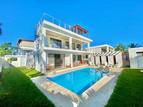 Villa Aqua Marina @ Perla Marina Beach Community