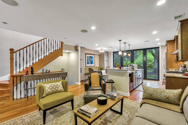 Spacious Townhome At The Wharf DC