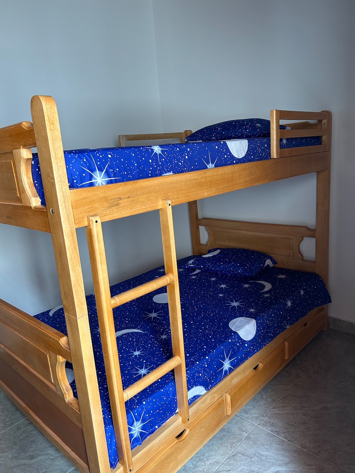 Спална соба 2