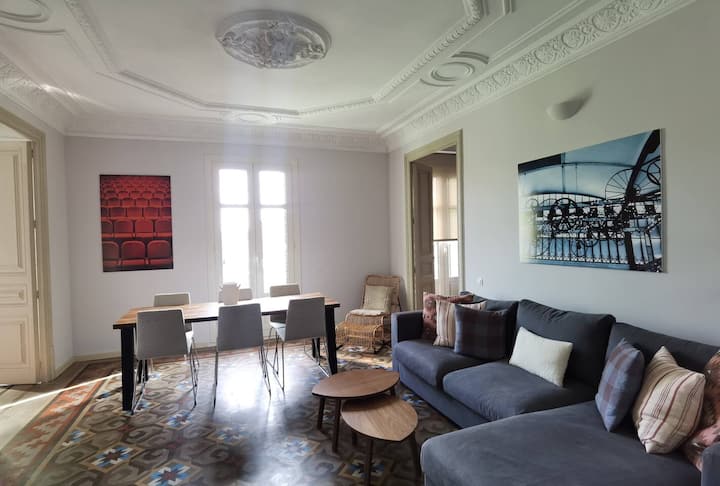 Grand 3br Penthouse + Pool, A/c  Center Bcn - Barcelona