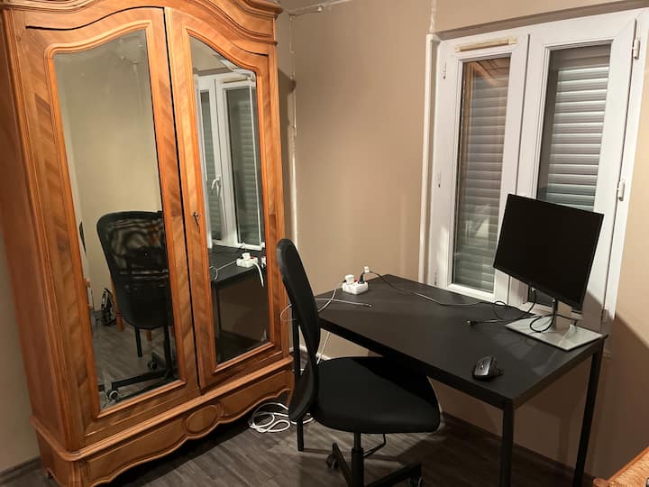 Chambre+sdb Dans Maison - Aubière