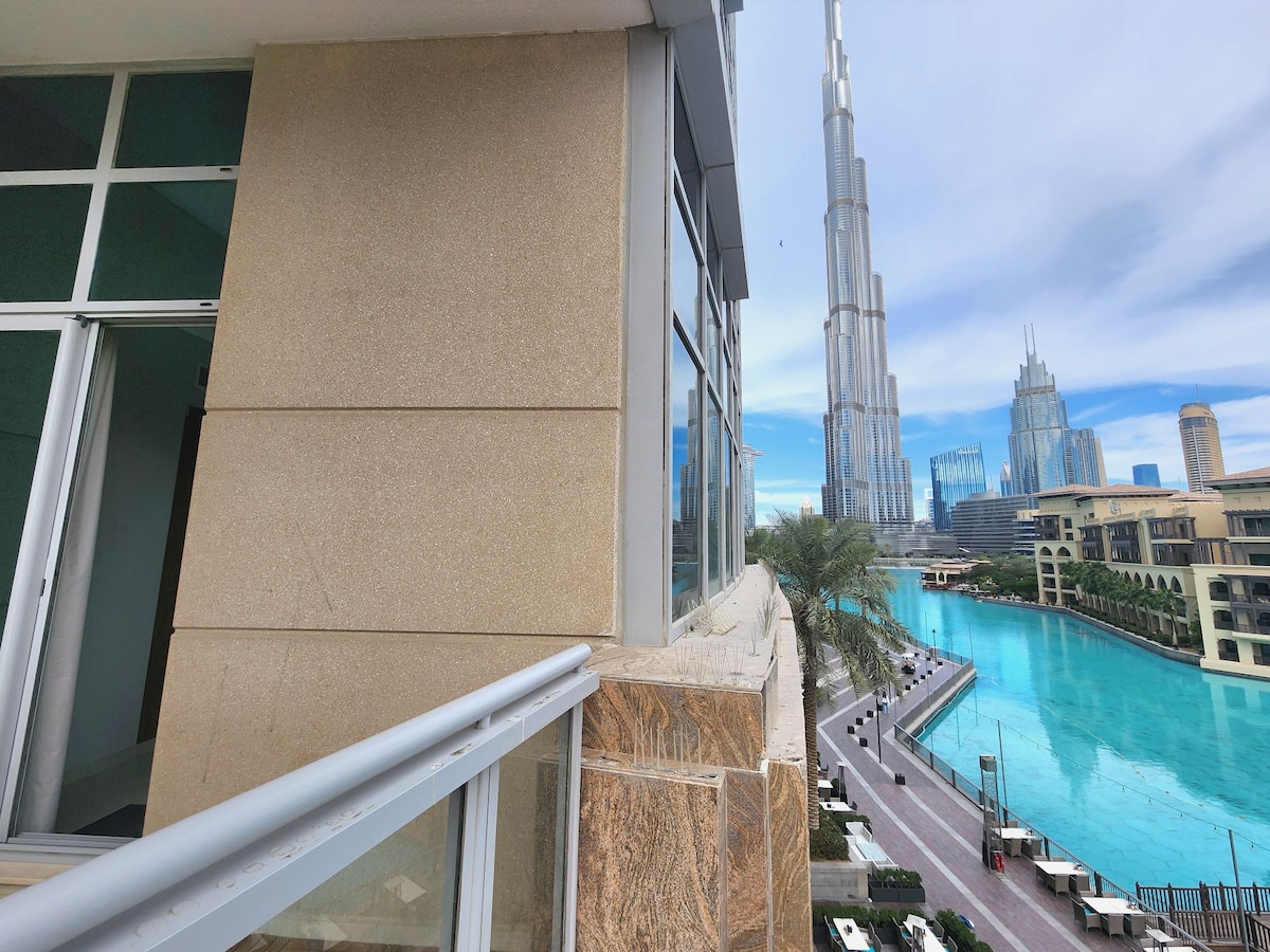 1-Bedroom Apartment · Burj Khalifa View 2