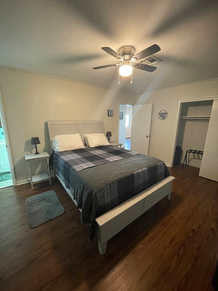 غرفة النوم 1