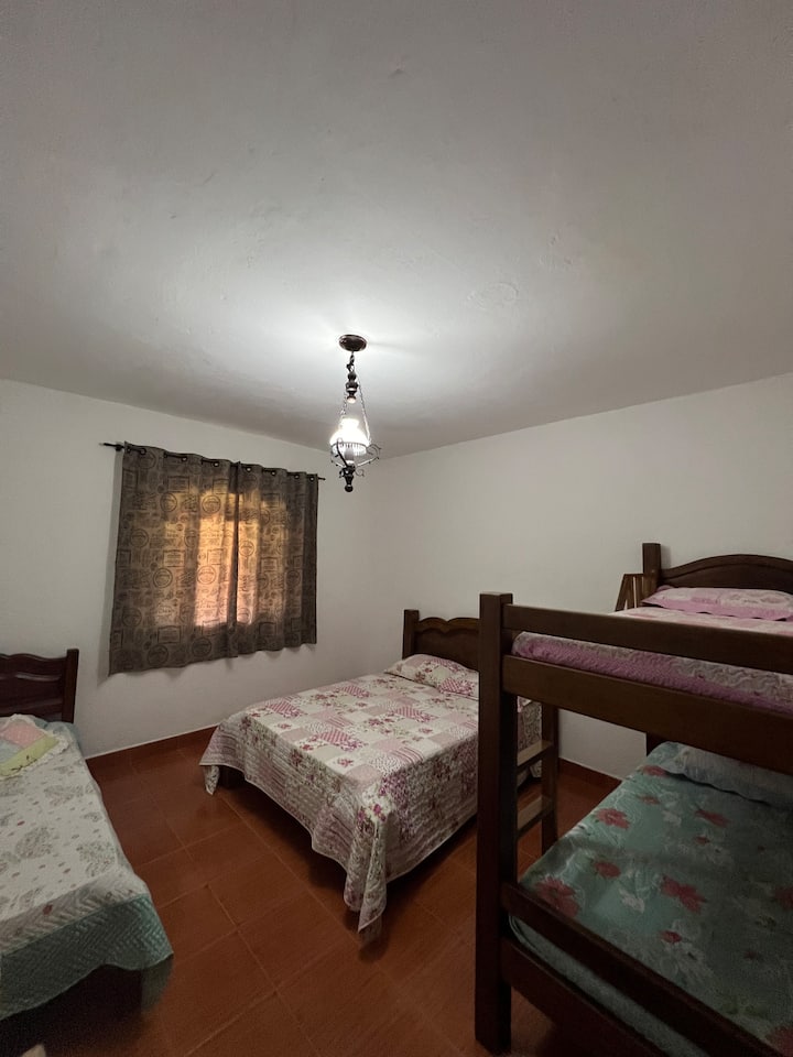 غرفة النوم 2