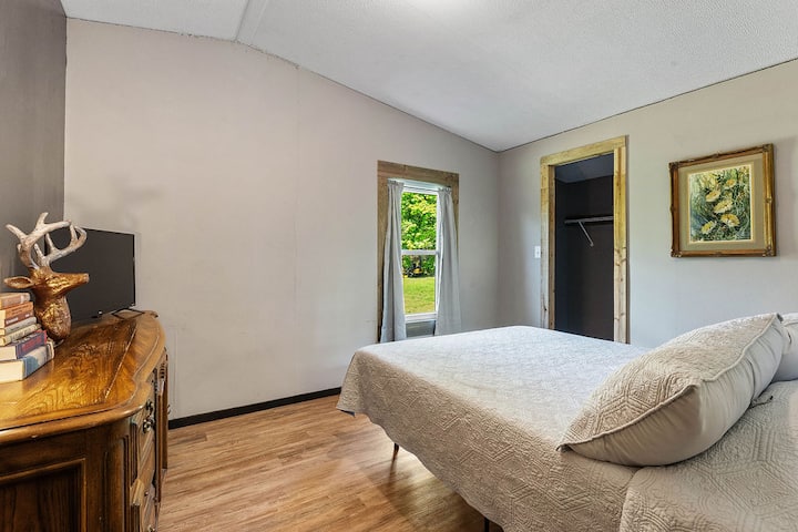 საძინებელი 4