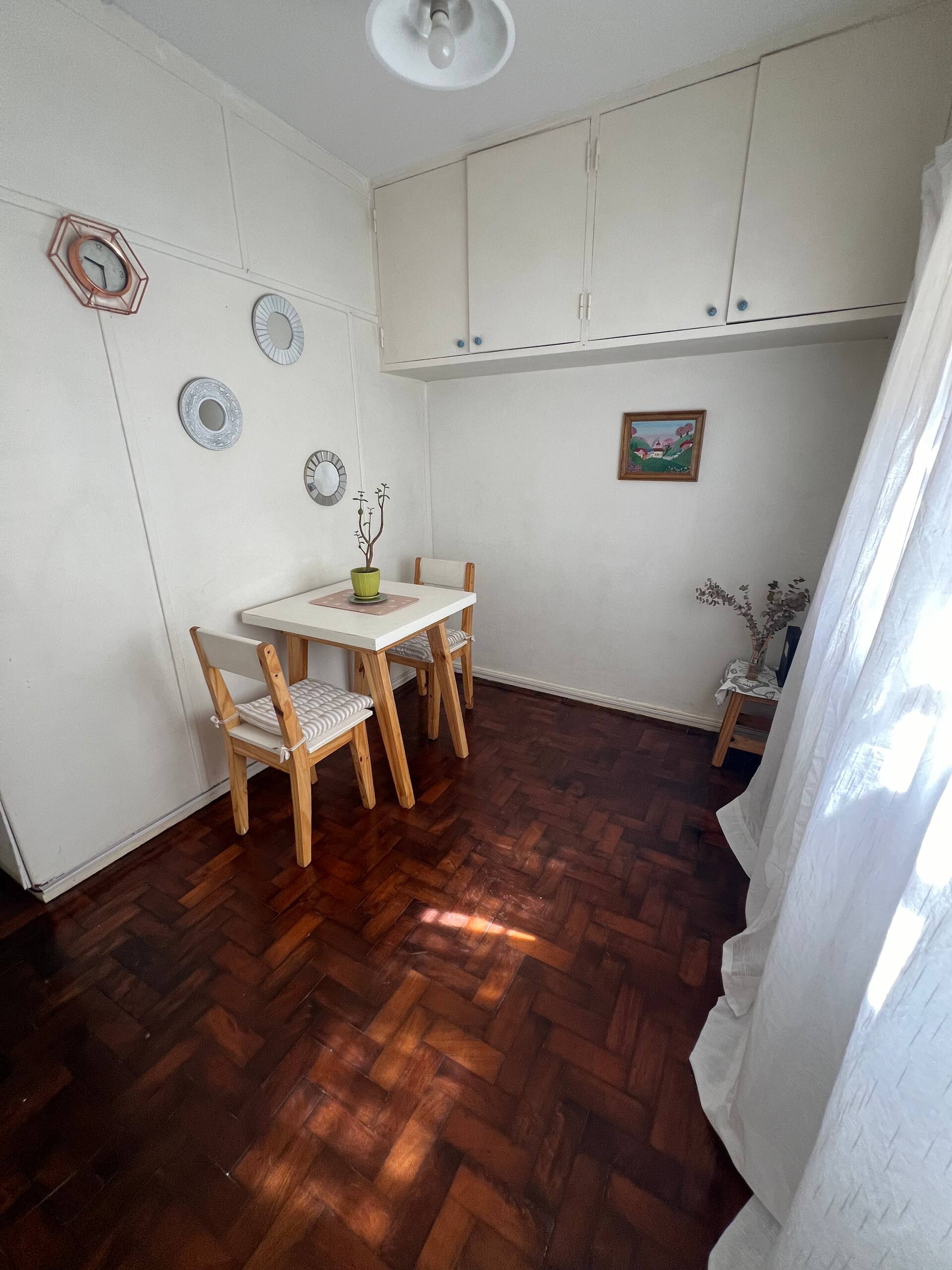 Kitnet com cozinha e Wi-Fi em San Telmo