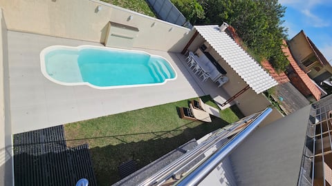 House on the lakes, with pool for up to 8 people