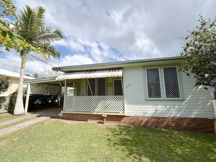Sea Salt Cottage - - South West Rocks