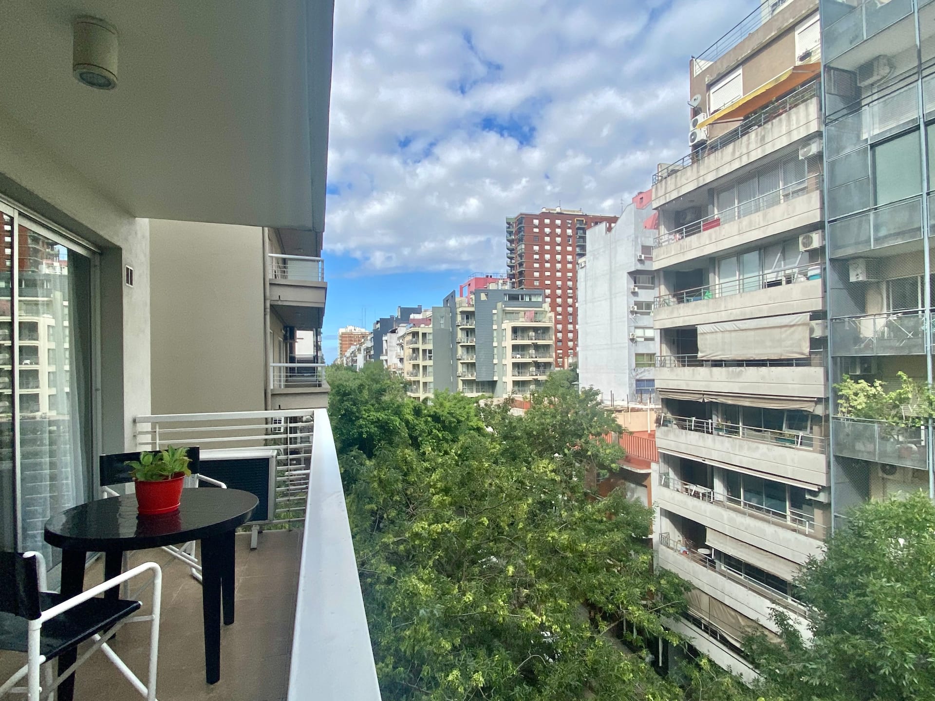 Apartamento com 1 dormitório e varanda em Palermo
