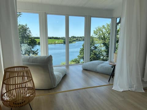 Erfolgreiche Airbnb-Immobilie: Fantastic apartment by the lake in Scharbeutz