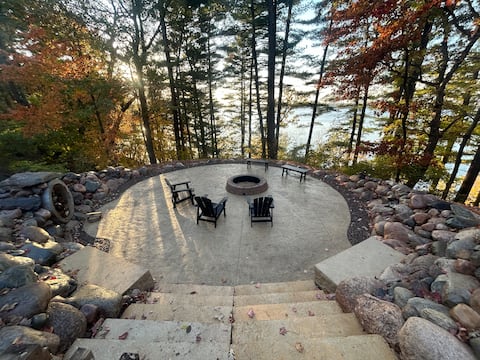 Lake Retreat! Gorgeous sunset views & 2 fire pits!