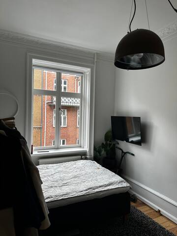 Midt på værnedamsvej – københavnernes lille Paris gallery image 4