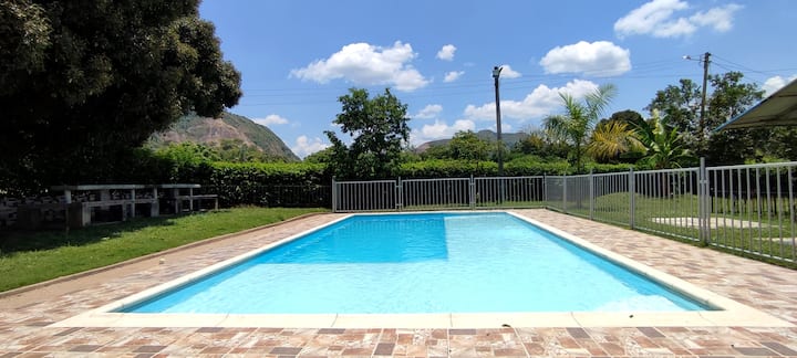 Finca Privada Con Piscina - Entorno Natural - Ricaurte