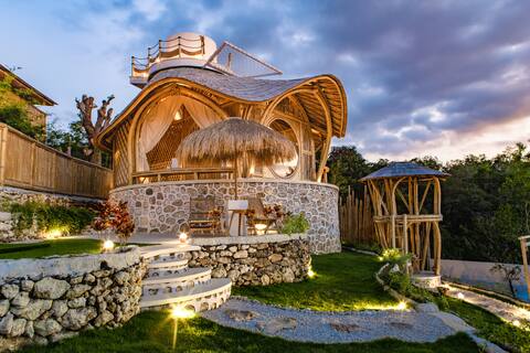 Camanta Shell ~ 
Whirlpool on Top w/Infinity View