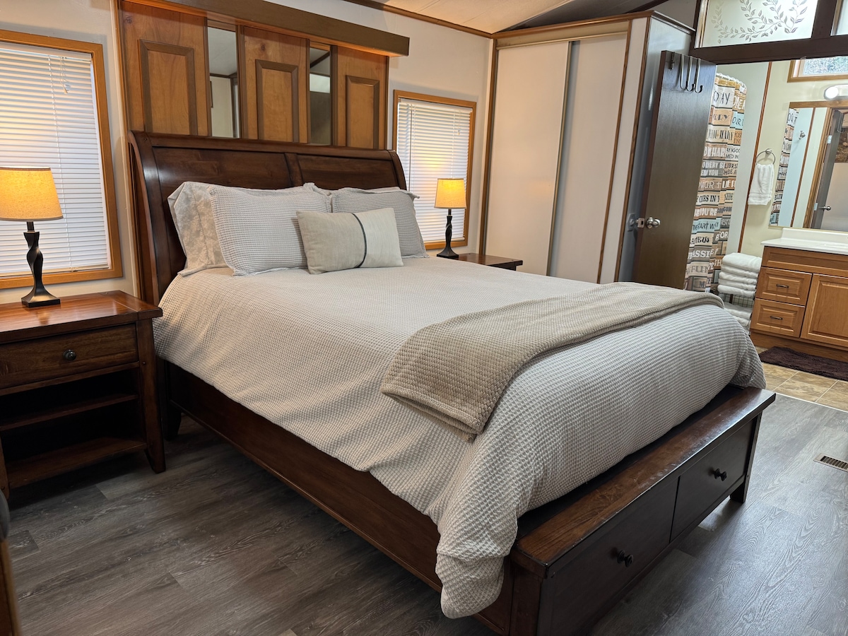 غرفة النوم 1