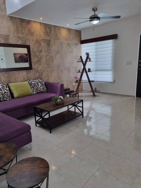 Top Airbnb: House Room in Fraccionamiento Las Américas Ii