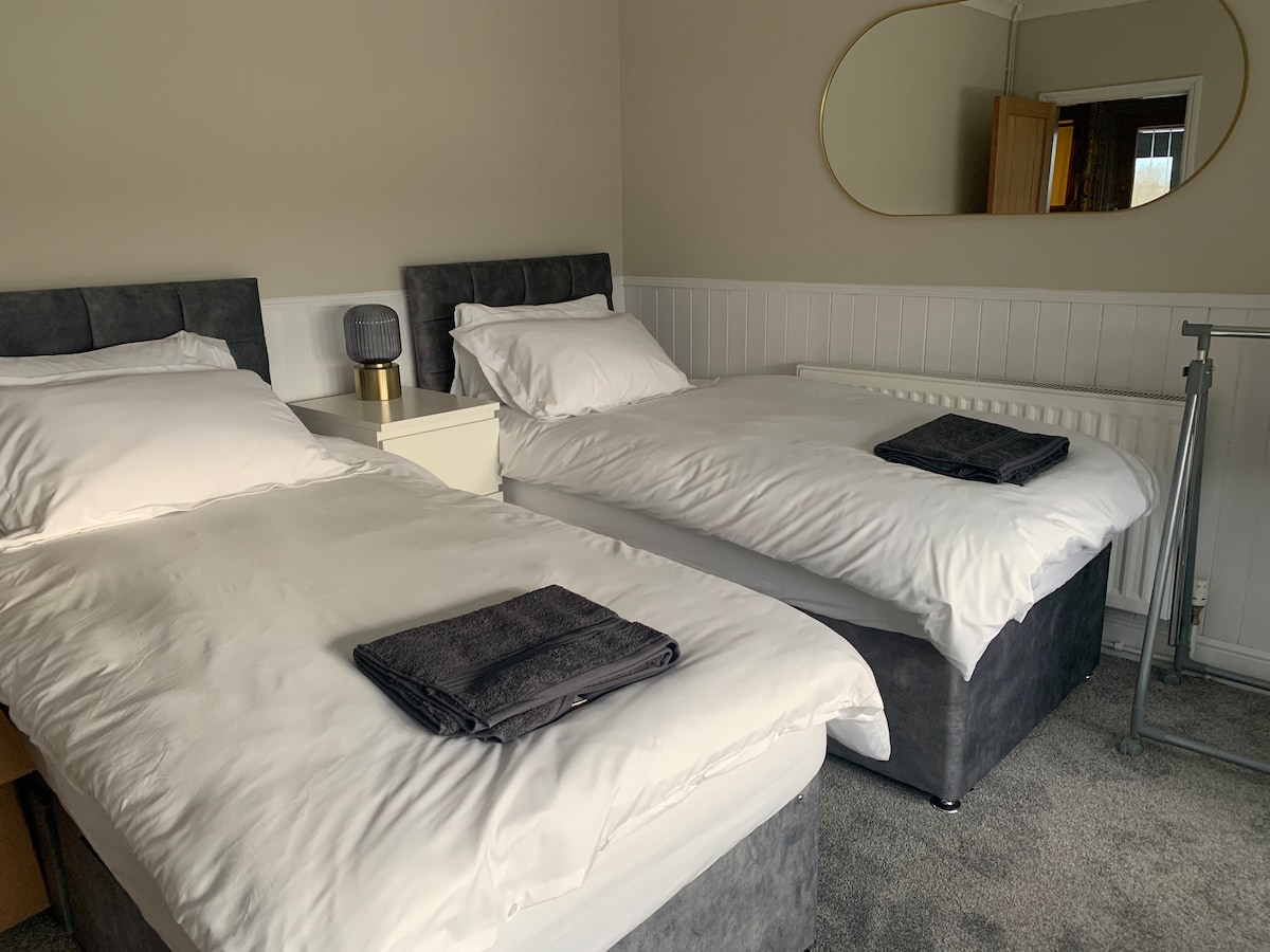 غرفة النوم 2