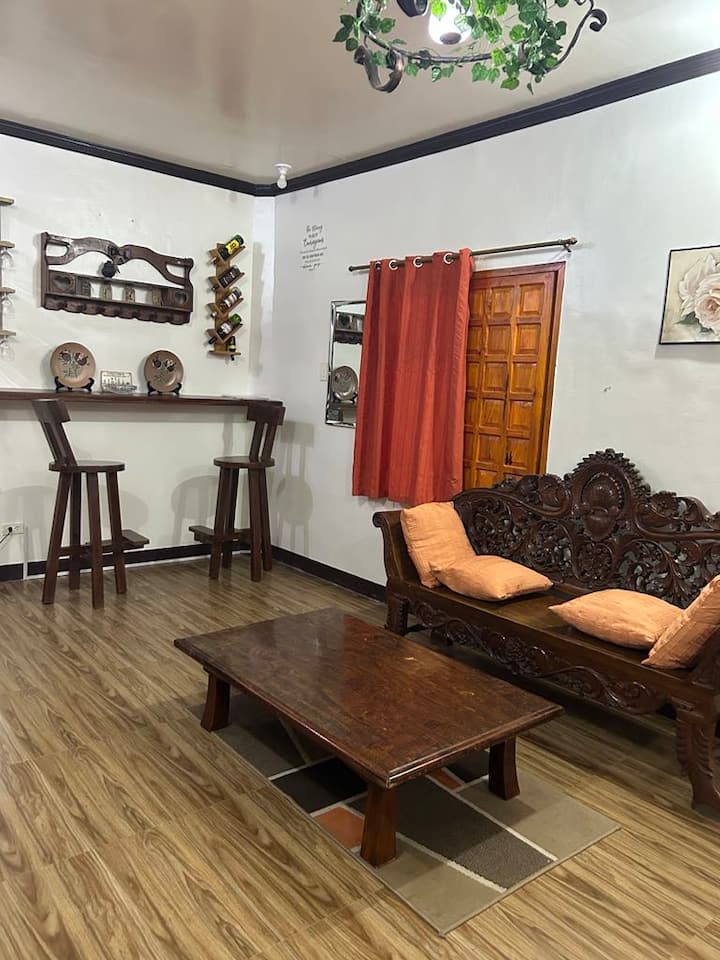 Casa Indo - Near The Beach 2pax & Up In Dingalan - Dingalan