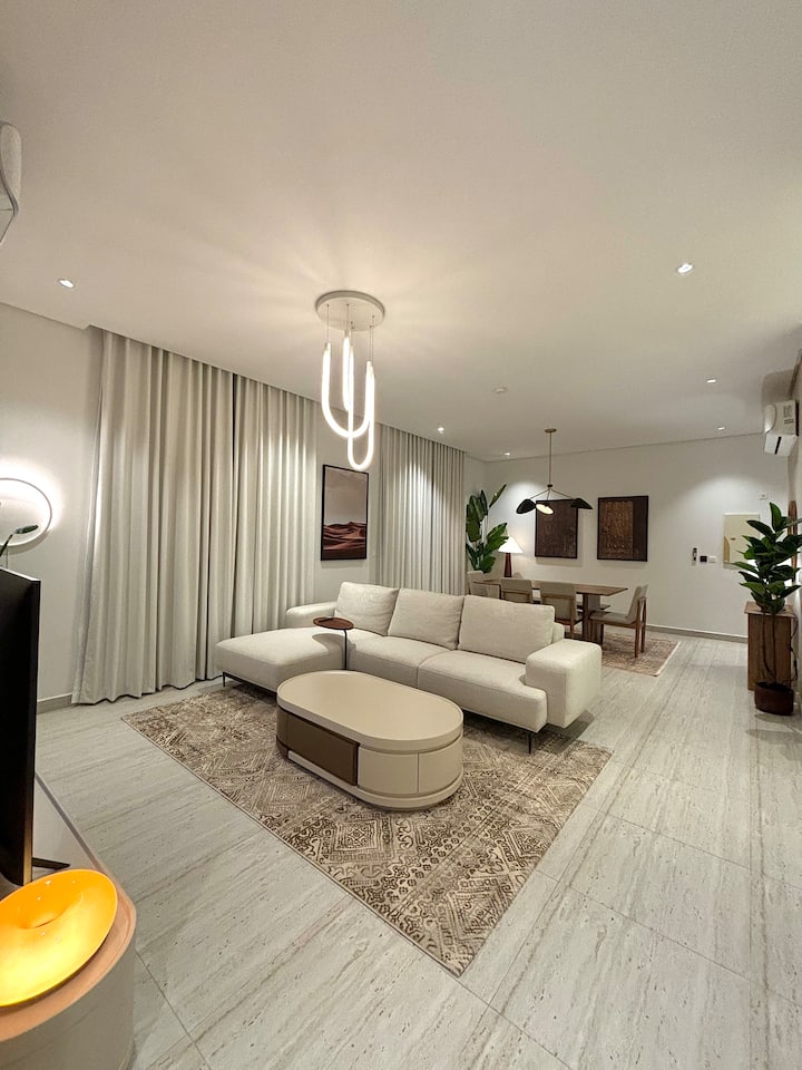 Unique 3 Bedrooms Apartment - Riyadh King Khalid Airport (RUH)