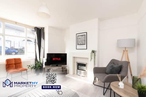 Ivy House - 3 Bedroom House In Bristol