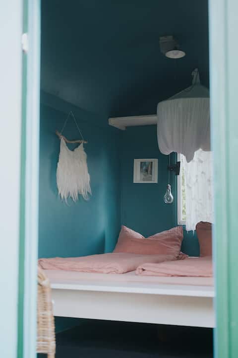 Successful Airbnb property: Cozy little car in Ærø