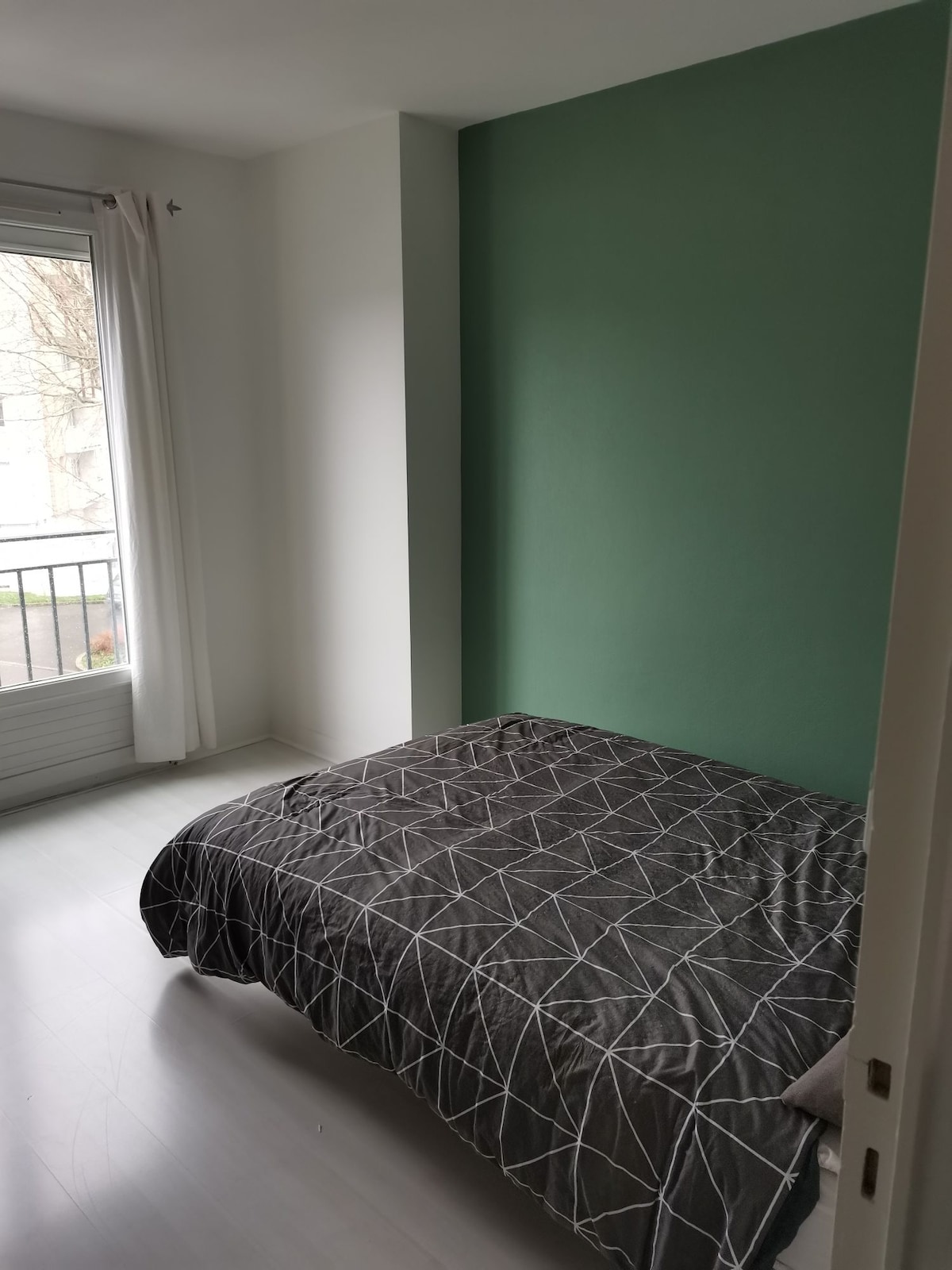 غرفة النوم 2