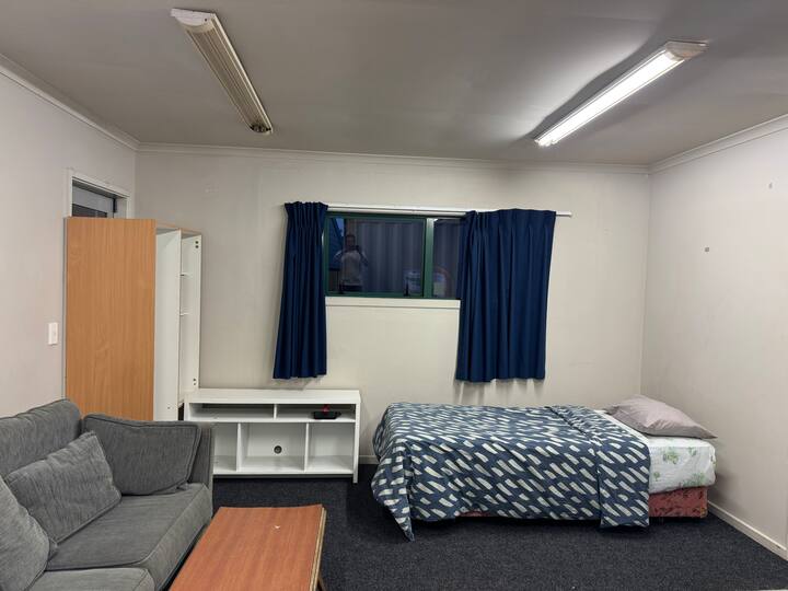 Outer Flat At Papamoa - Papamoa