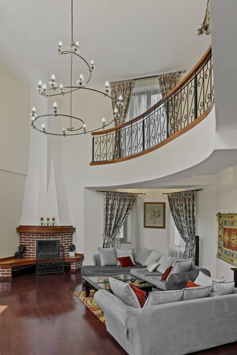 Wine Cellar Villa with Beautiful Garden