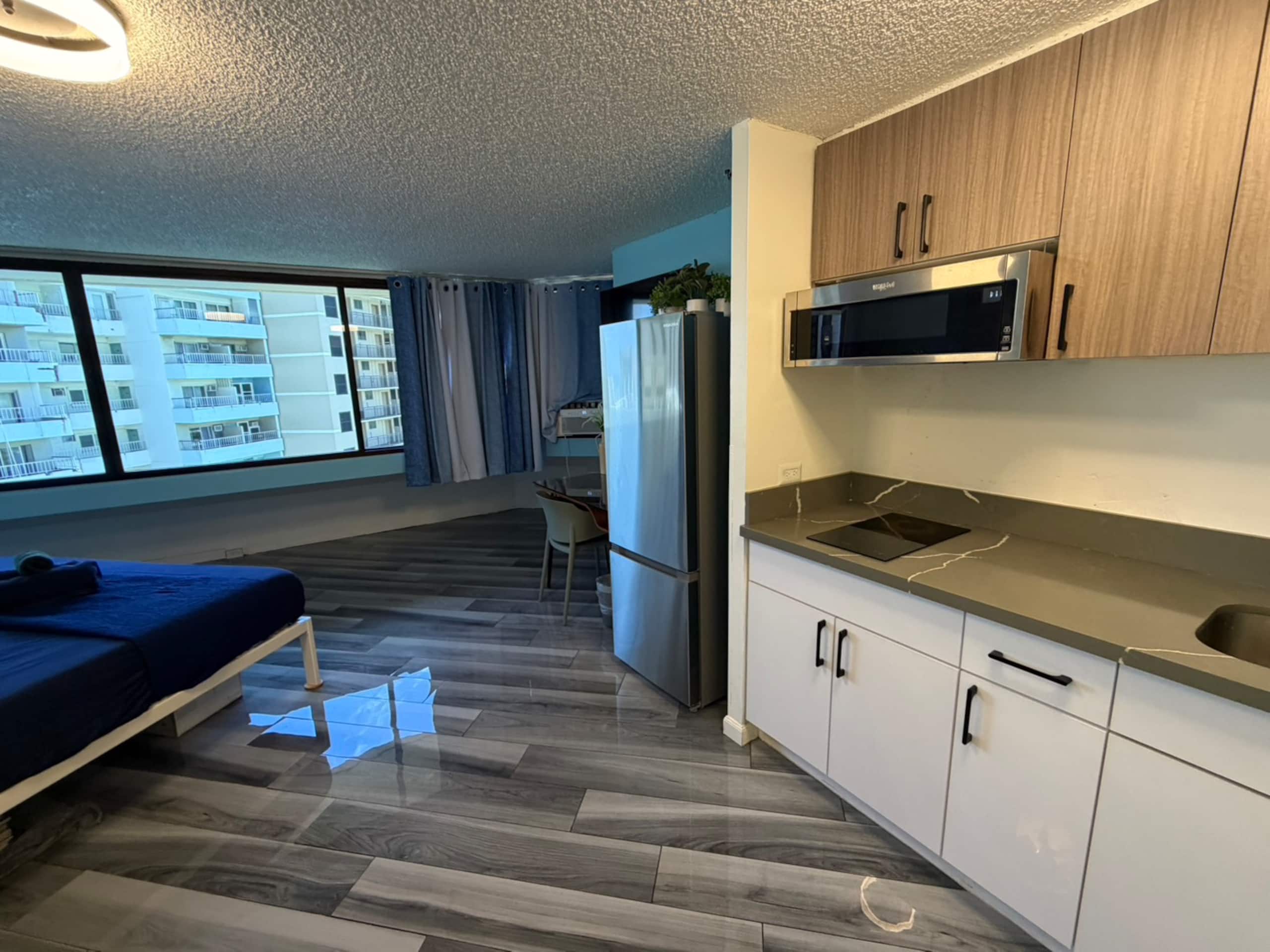 Condo in Honolulu · ★4.76 · 1 bedroom · 1 bed · 1 bath - Image 35