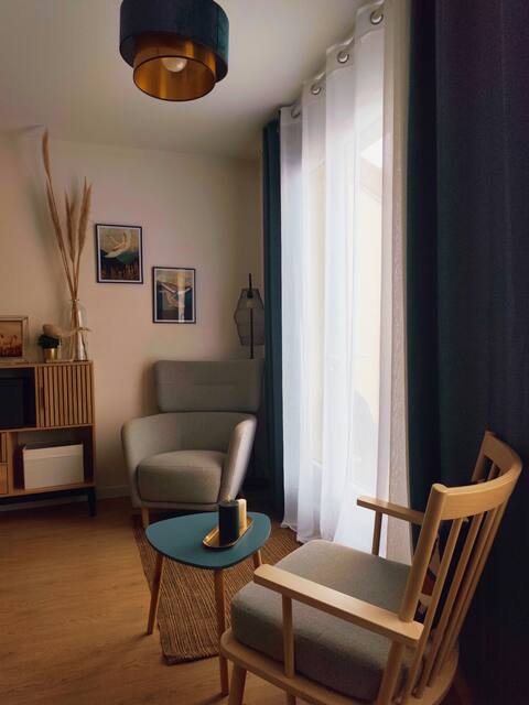 Top Airbnb: ®Very attentive • T2 • Optional Jacuzzi à Châteauroux